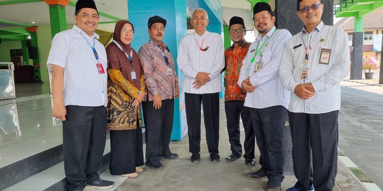 Jamaah Calon Haji Kloter 38 Telah Tiba Di Embarkasi Solo