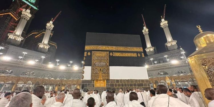 Jemaah Dilarang Bawa Zamzam Dalam Koper Bagasi, PPIH: Akan Dibongkar!