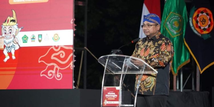 Menag Resmikan Sekolah Tinggi Agama Hindu Negeri Jawa Dwipa dan Rilis Kitab Hindu Ramah Disabilitas