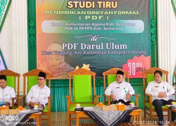 Pelaksana Seksi PD Pontren Mendampingi Studi Tiru di PDF Tragung