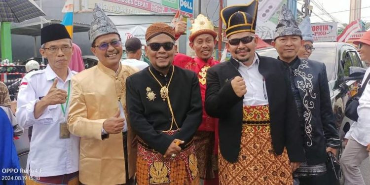 Kemenag Kab.Batang Ikuti Karnaval Jalan Kaki