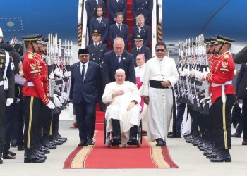 Sambut Kedatangan, Menag Harap Paus Fransiskus Saksikan Keberagamaan Indonesia Terpelihara dengan Baik