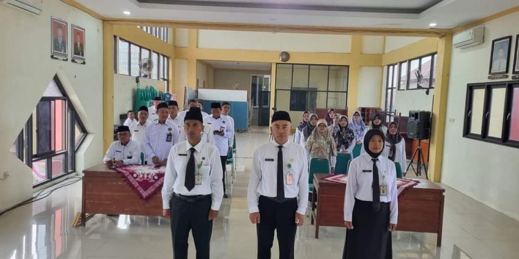 Upacara Pengambilan Sumpah Jabatan Fungsional Secara Daring