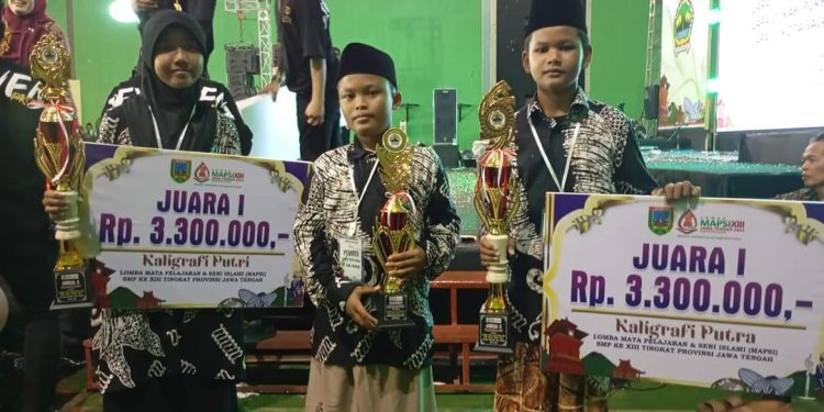 Tiga Siswa SMP Kontingen Batang Sabet Juara Dalam Ajang MAPSI