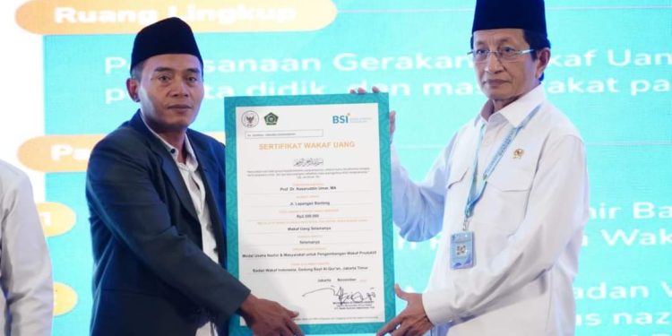 Wakaf 100Juta, Menag Rilis Gerakan Wakaf Uang Kementerian Agama