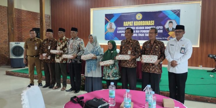 Rapat Koordinasi APSI Kabupaten Batang Bahas Pergantian antar waktu Pengurus dan Isu Strategis Pendidikan
