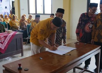 Penandatanganan SIK Tenaga Pramubhakti Kemenag Kabupaten Batang Tahun 2025