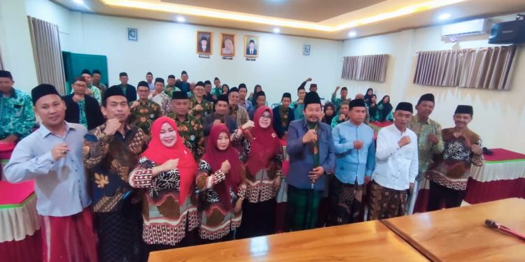KaKanKemenag Monitoring Ujian Bersama MDT Sistem Mabit di MANU Banyuputih