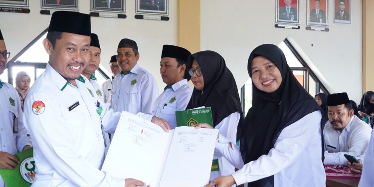 85 Penyuluh Agama Islam Non-ASN Terima SK
