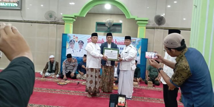 Tarawih Ukhuwah Putaran Ke-5 Pemda Dan Kemenag di Masjid Baitus Salam Banyuputih