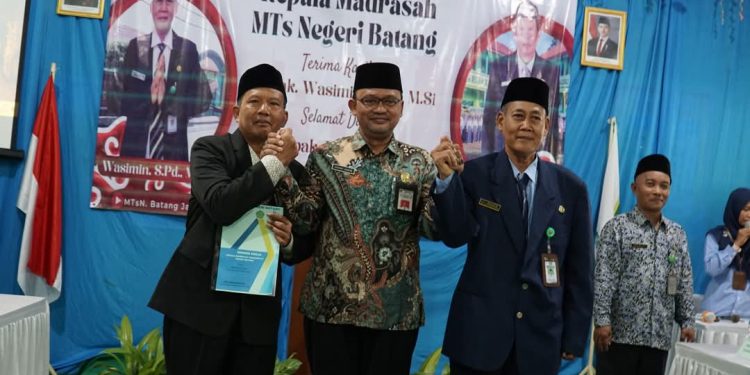 Pisah Sambut Kepemimpinam MTsN Batang