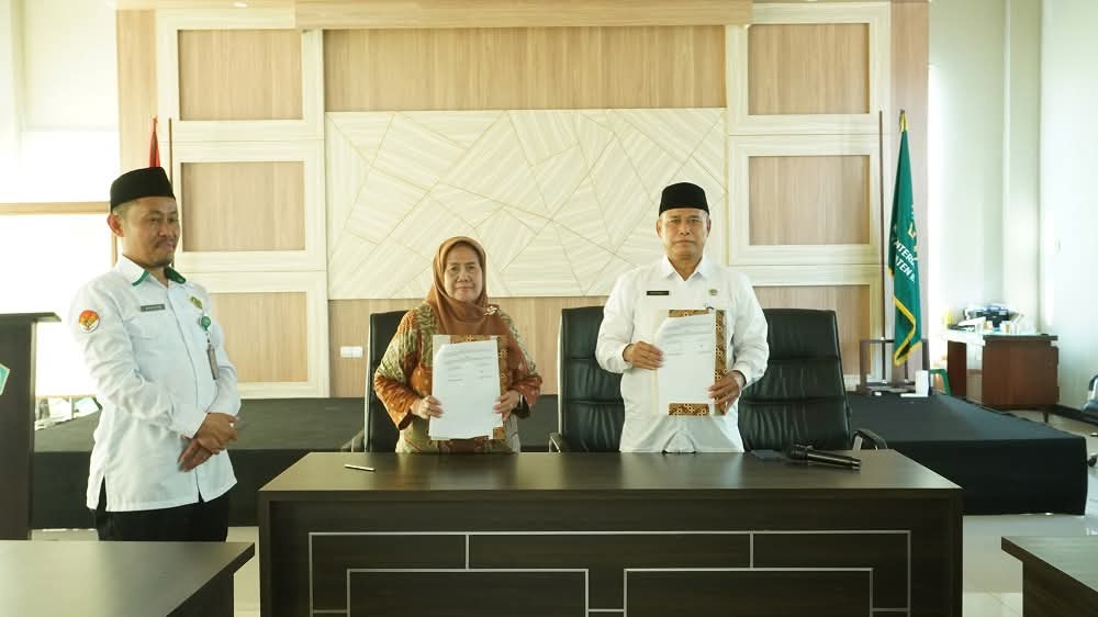 Kemenag Kab. Batang Tanda tangani MoU dengan UNISS