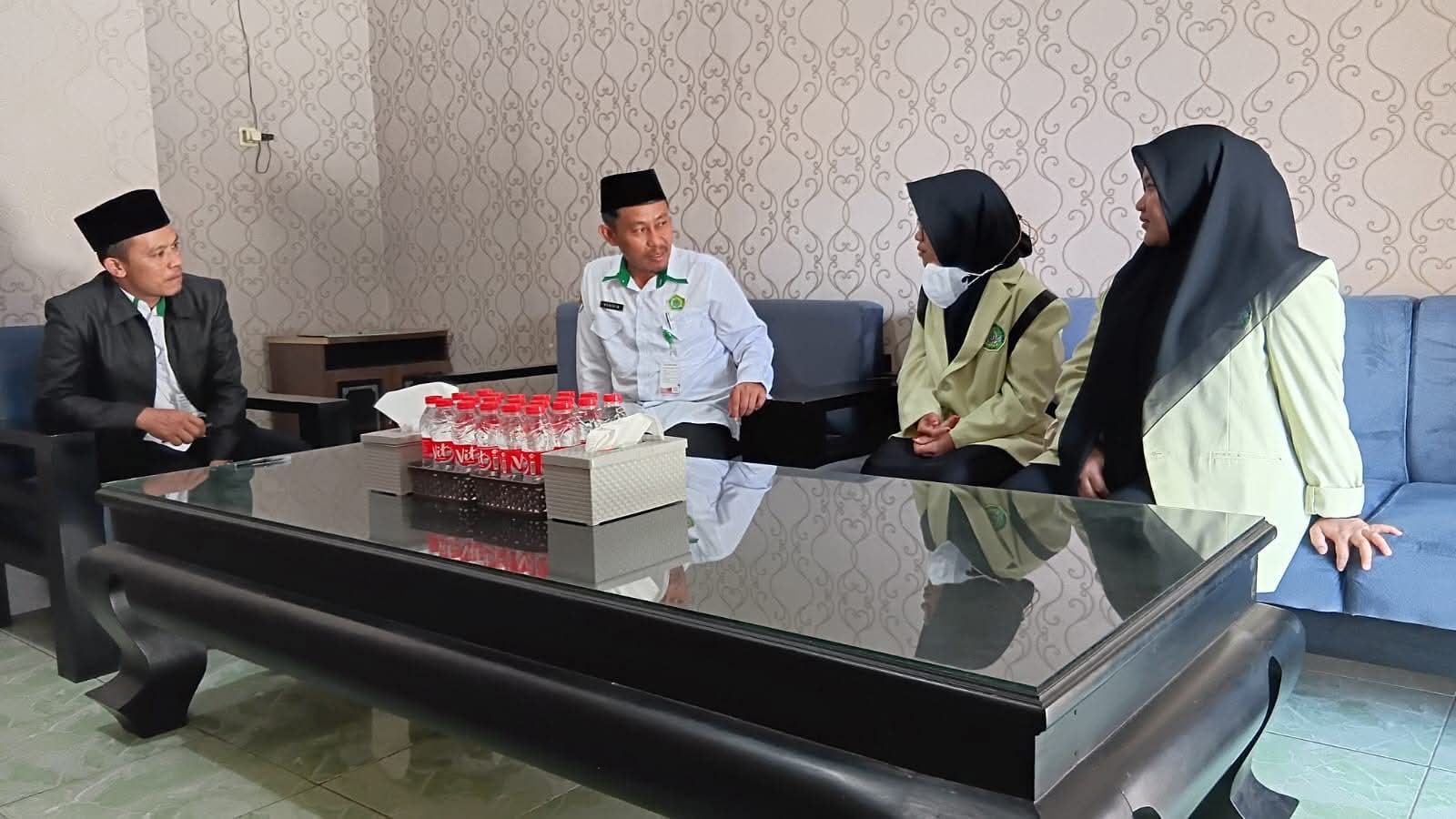 Kemenag Batang Serahkan Mahasiswa PPL ke MAN