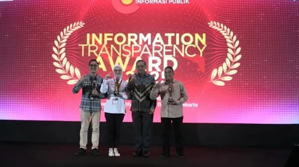 Kemenag RI Raih Penghargaan Badan Publik Terfavorit 2025 Dari Komisi Informasi Pusat