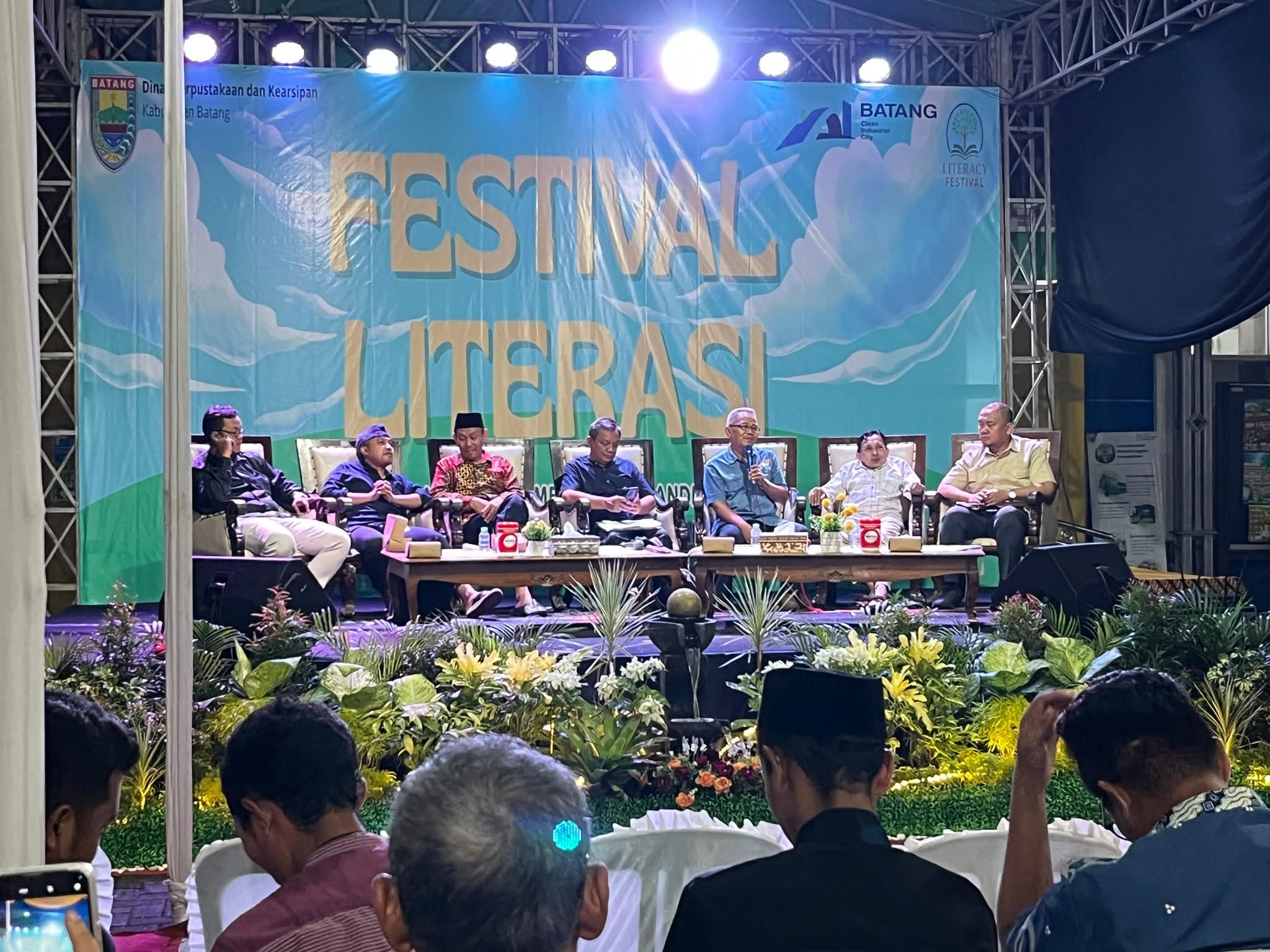 Kasubag TU Kemenag Sampaikan Meteri Melestarian Naskah Kuno