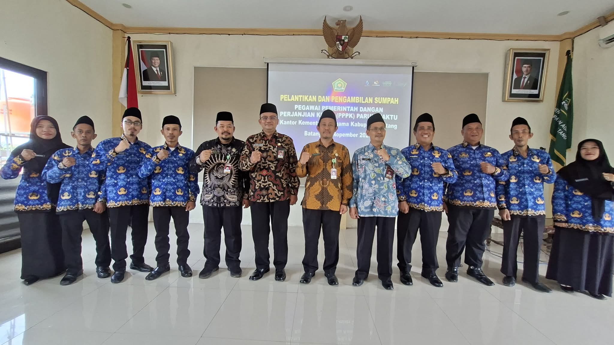 Delapan ASN PPPK Paruh Waktu Kemenag Batang Hari Ini Dilantik