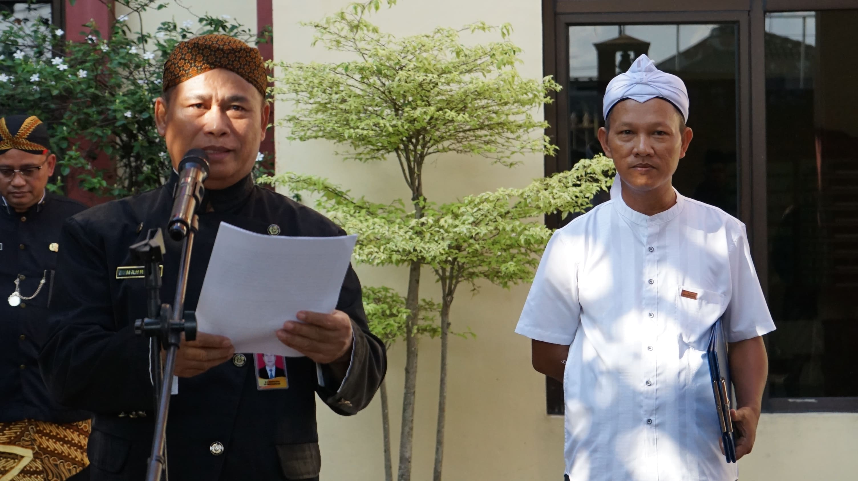Meski Hari Libur Kemenag Gelar Upacara Peringatan Hari Pendidikan Nasional