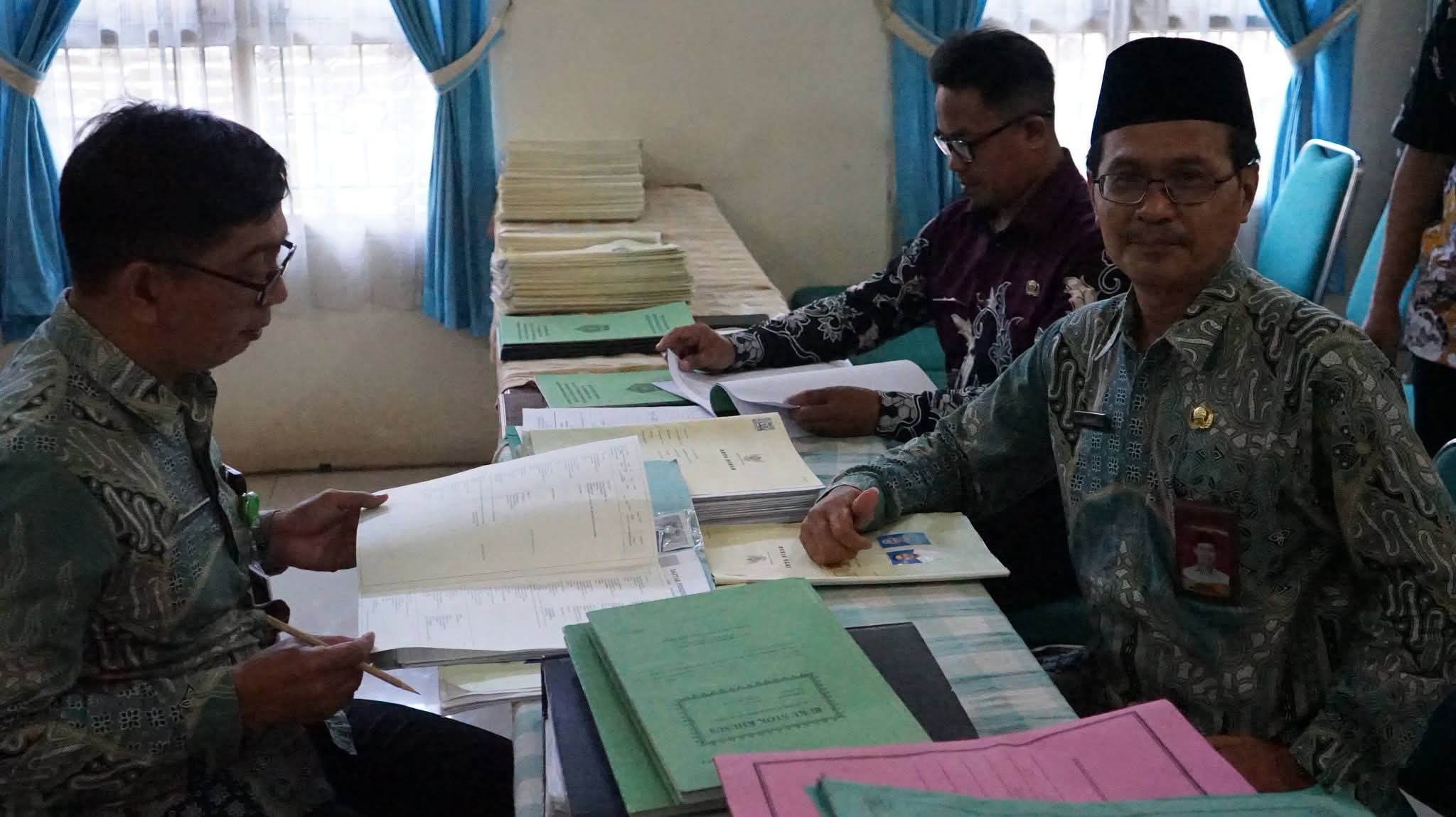 Pantau Kinerja KUA, Kemenag Batang Lakukan Monev