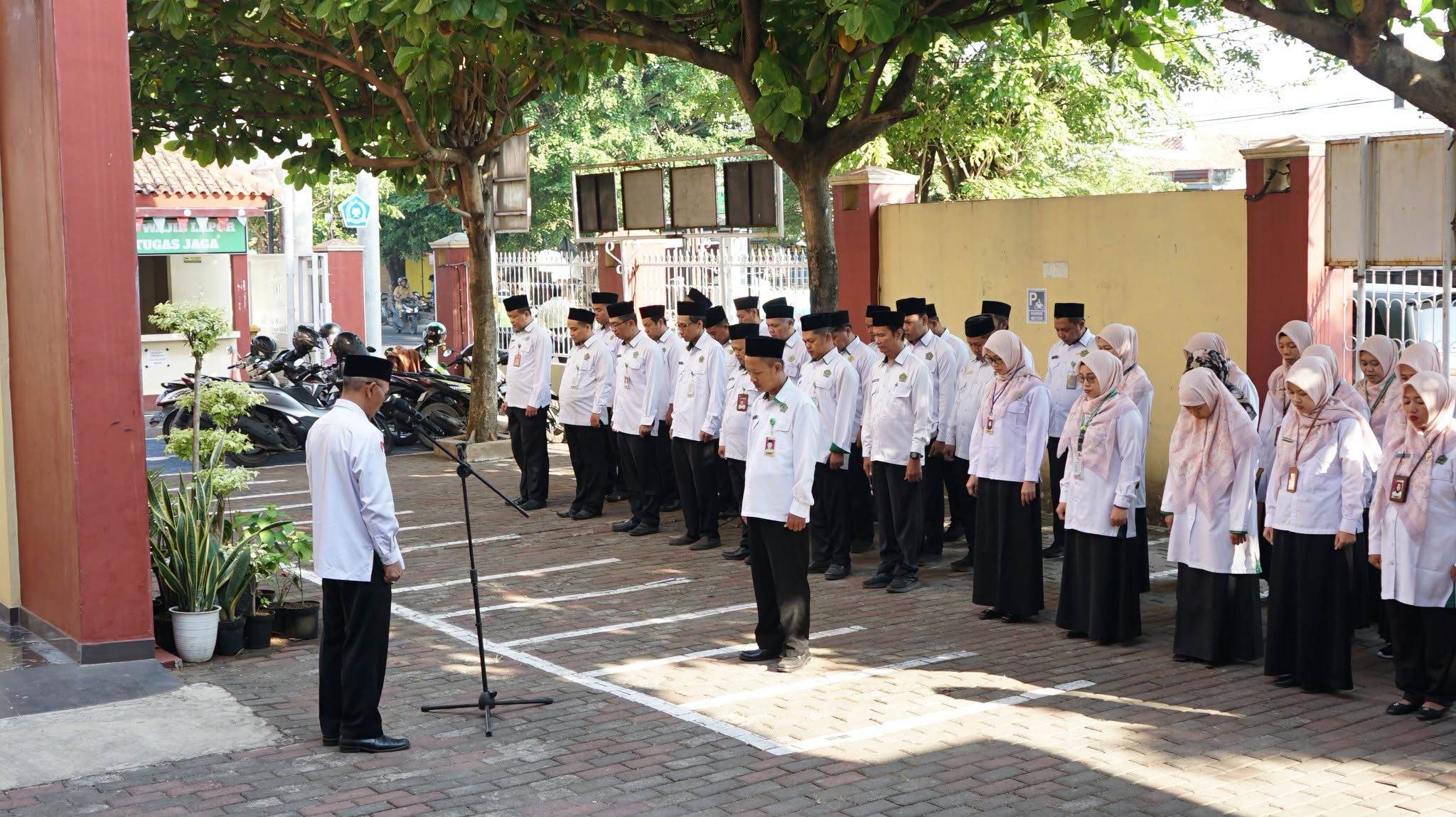 Apel Pagi Dilanjutkan Hening Cipta untuk Korban Jayawijaya