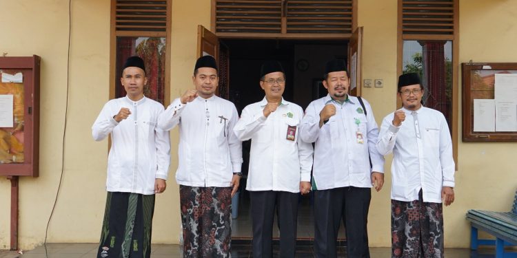 Pastikan TKA Tertib Dan Lancar Kemenag Pantau PDF Ulya Darul Ulum Tragung