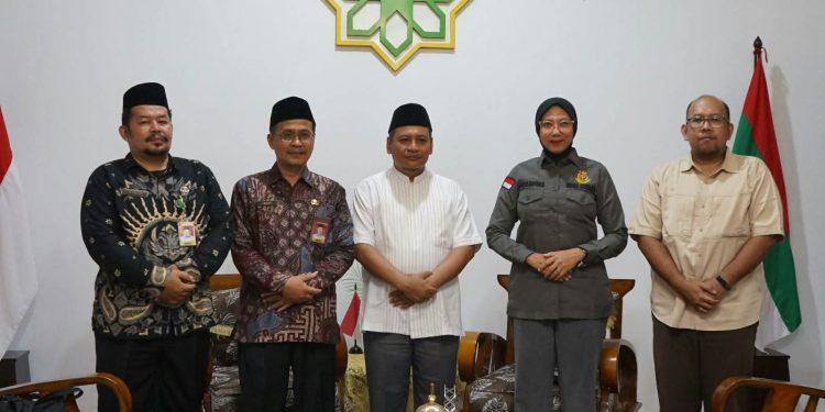 Kemenag Dan Kejaksaan Negeri Batang Gagas Laboratorium Hukum di Pesantren