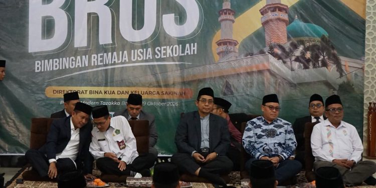 Dirjend Bimas Islam Gelar BRUS Di Pondok Modern Tazakka Batang