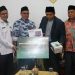 Ditjen Bimas Islam Serahkan Buku Keagamaan dan Tablet Pada Pondok Modern Tazakka Batang