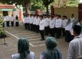 Apel Pagi Dirangkai Penyerahan SK Pensiun dan SK Kenaikan Pangkat